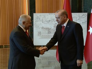 Erdoğan Tebrikleri Kabul Etti