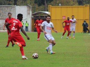 Ümraniyespor Deplasmanda Tek Golle Kazandı