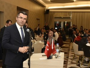 Vali Memiş’e Veda Yemeği