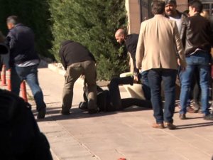 Chp Genel Merkezi Önünde Eylem
