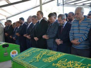 Eski Ak Partili Vekile Son Görev