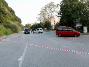 “Sebze Bahçesi Yapacağım" Diyerek Caddeyi Kapattı
