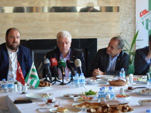 Ali Ay: Mali Anlamda Sıkıntılıyız