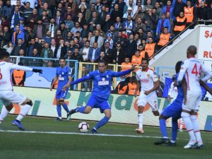 Erzurum’da İlk Yarıda Tek Gol