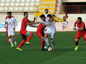 Ümraniyespor: 0 - Altınordu: 0