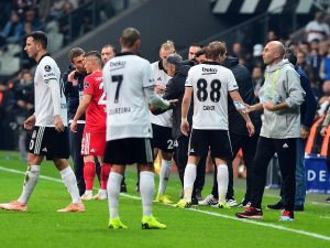 Şenol Güneş Takımı Tribünlere Götürdü
