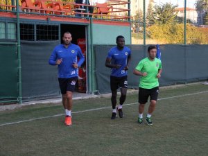 Alanyasporlu Futbolcular Sergen Yalçın İle İlk İdmanına Çıktı