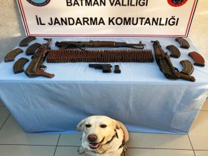 Batman’da Toprağa Gömülü Mühimmat Ele Geçirildi