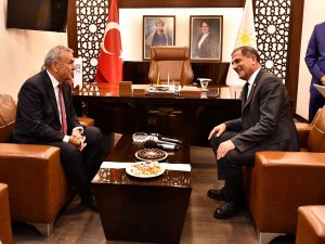 Kocaoğlu’ndan İyi Parti’ye Ziyaret