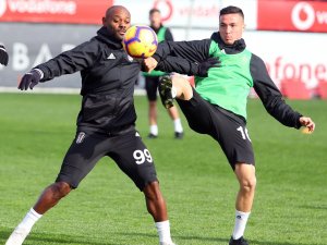 Beşiktaş Şut Çalıştı