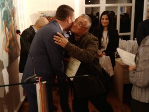 Sertifikasını Lisede Öğrencisi Olan Kaymakamdan Aldı