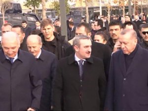 Erdoğan Başakşehir Merkez Camii’nde İncelemelerde Bulundu