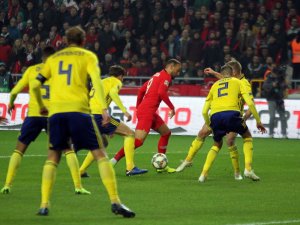 İlk Yarı Gol Yok