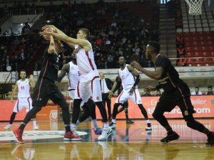 Gaziantep Basketbol Beşiktaş’ı Eli Boş Gönderdi