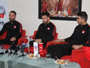 “Keşke Biz Avrupa Şampiyonu Olmasaydık Da..."