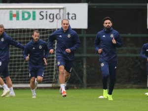 Fenerbahçe İdmanında Milli Oyuncular Yoktu