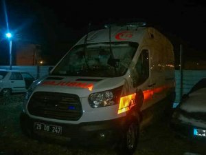 Gümüşhane’de Ambulans Kaza Yaptı: 3 Yaralı