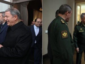Milli Savunma Bakanı Akar Rus Mevkidaşıyla Görüştü
