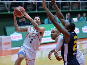 Banvit Tek Sayıyla Kaybetti