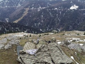 Kar, Kış, Zorlu Arazi Şartları Demeden Karadeniz’de Pkk’lı Avı Sürüyor