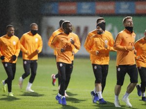 Galatasaray Kampa Girdi