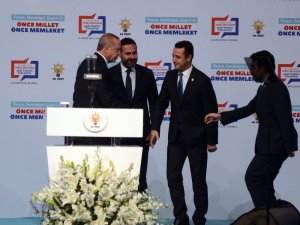 Erdoğan, Ak Parti Belediye Başkan Adaylarını Açıkladı