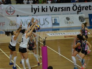Eczacıbaşı Çanakkale Belediye’ye Set Vermedi