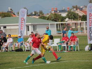 Parlamenterler Arası Futbol Turnuvasında Şampiyon Romanya