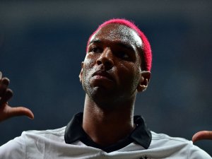 Ryan Babel’den Taraftara Skandal Cevap !
