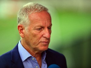 Ali Dürüst İstifadan Vazgeçti