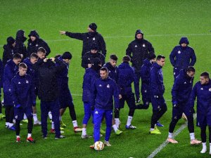 Dinamo Zagreb Yağmur Altında Çalıştı