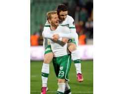 Galatasaray Serdar Aziz İçin Bursaspor'un Kapısını Çalıyor