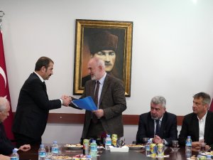 Trabzonspor’da Yeni Yönetim Mazbatasını Aldı