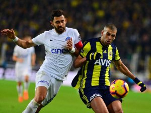 Fener Yine Tekledi