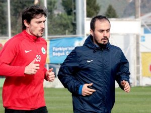 Hüseyin Kalpar: "Bizim İçin Önemli Olan Lig Maçlarıdır"