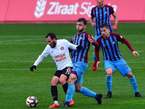 Ümraniye Evinde 4 Golle Kazandı