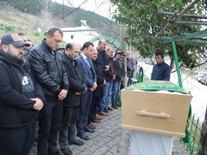Gurbetçi Genç Annesini Kurtarmak İsterken Kendi Canından Oldu