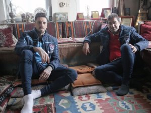 Trabzonspor’un Efsane 8 Numarasından Yeni 8 Numaraya Dokunuş