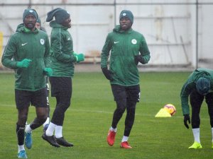 Atiker Konyaspor’da, Trabzonspor Mesaisi Sürüyor