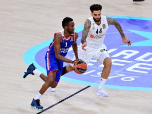 Anadolu Efes Son Çeyrekte Yıkıldı