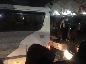 Konyaspor Taraftarını Taşıyan Otobüslere Trabzon'da Saldırı
