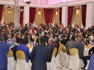 Hdp’li Vekilin Propagandasına Ak Partili Vekillerden Tepki