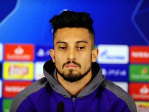 Alex Telles: "Galip Gelmek İstiyoruz"