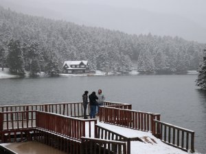 Gölcük Tabiat Parkı Beyaz Örtüyle Kaplandı