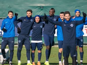 Kasımpaşa Tüm Futbolcularıyla 2021 Yılına Kadar Anlaştı