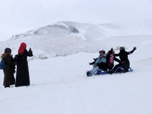 Zigana Dağında Kar Kalınlığı 80 Santimetreye Ulaştı