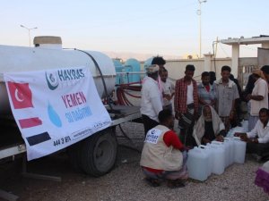 Trabzon Büyükşehir Belediyesi Yemen’e Gıda Yardımında Bulundu