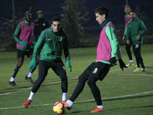 Atiker Konyaspor’da Akhisarspor Mesaisi Başladı