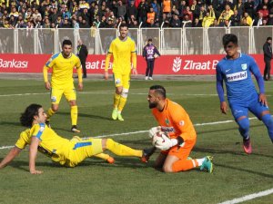 Kupa’da İlk Sürpriz
