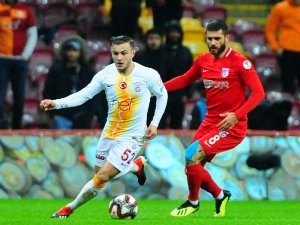 İlk Yarıda Gol Yok